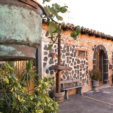 Holiday home Jelu With Pool In Castiglione De Sicilia