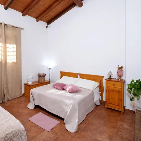 Casa de Férias Jelu With Pool In Castiglione De Sicilia